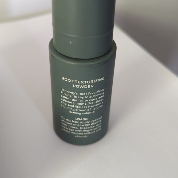 Harmonize Beauty Root Texturing Powder - Picture 3 of 5